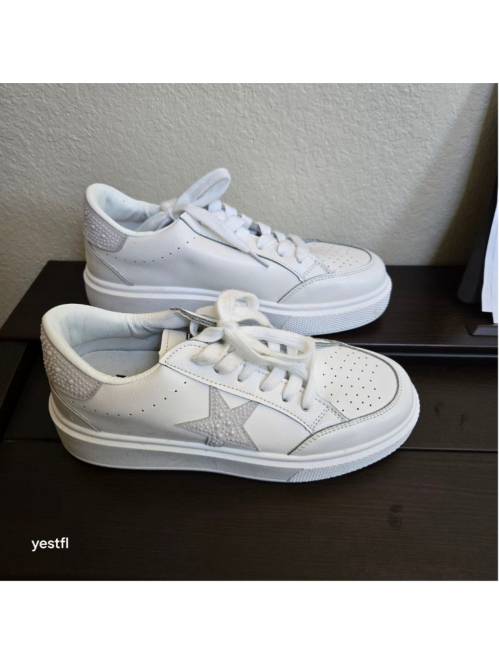 Vintage Havana Lauree Star Pearl Sneakers Size 7.5